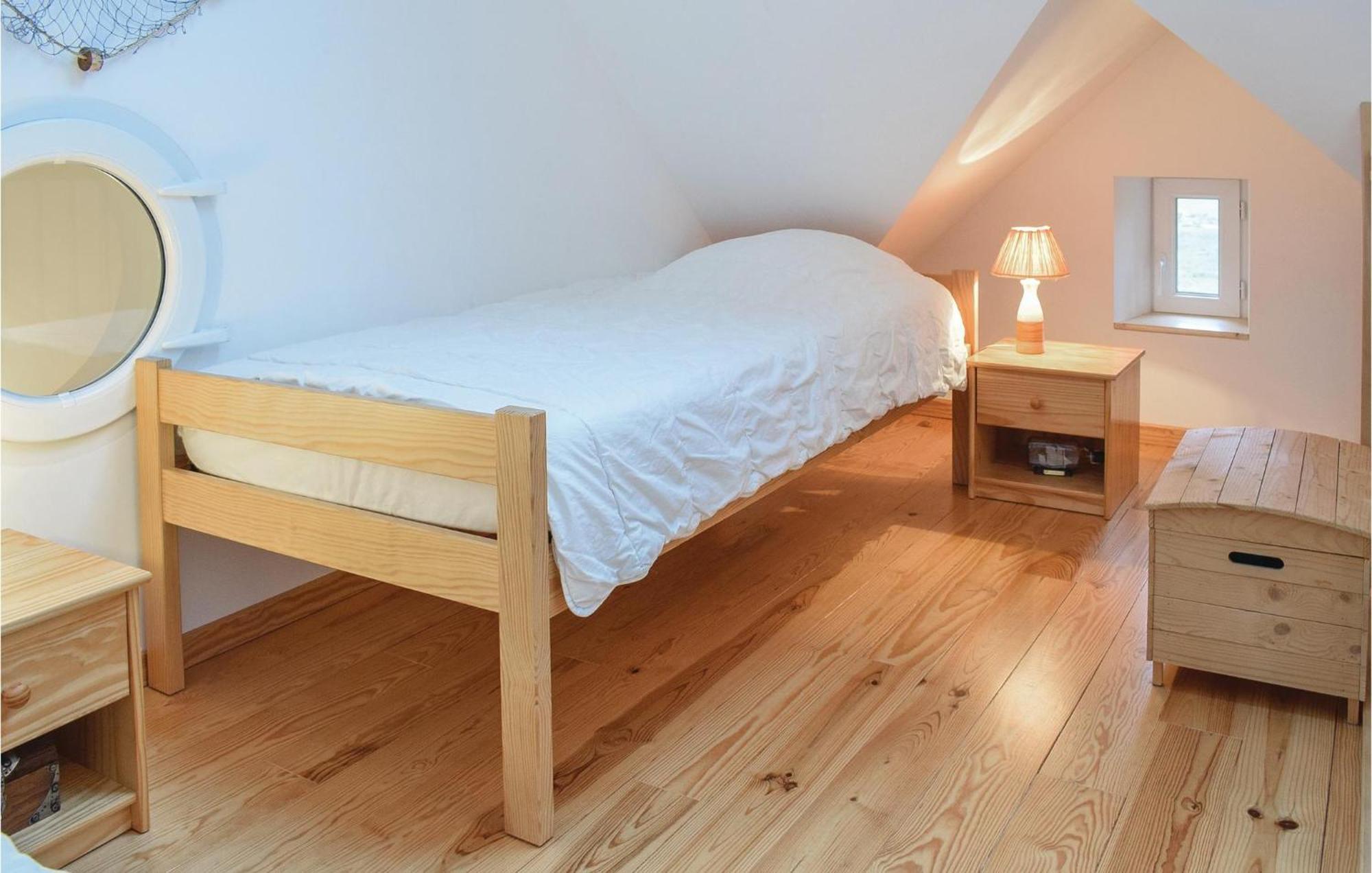 2 Bedroom Amazing Apartment In Ponts Eksteriør billede
